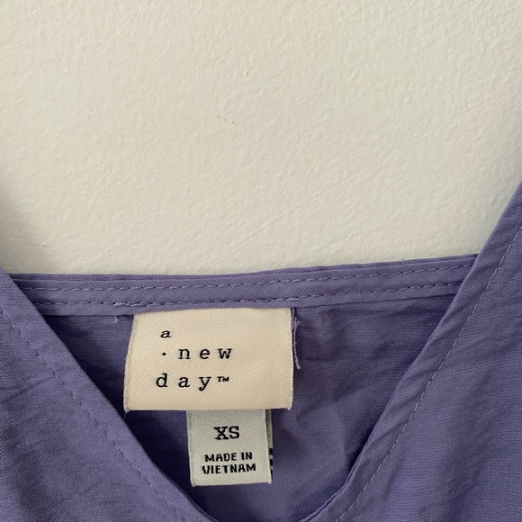 Lilac Top - Picture 3 of 3